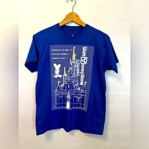Disney World Boys Size L Blue Graphic T-Shirt Castle